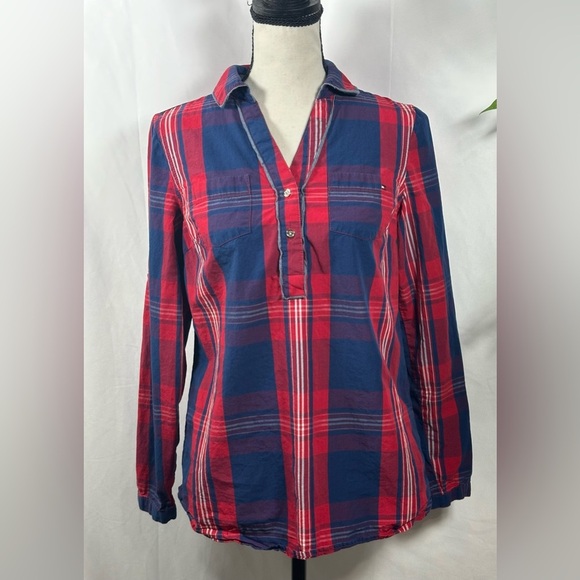 Tommy Hilfiger Red and Blue Button Down Shirt - Picture 9 of 10